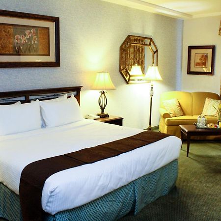 פרסנו University Square Hotel חדר תמונה