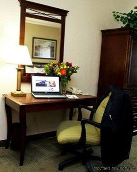 פרסנו University Square Hotel חדר תמונה